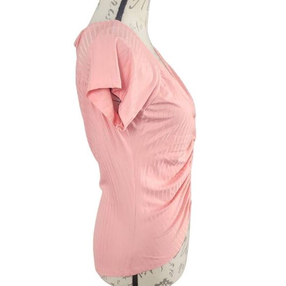 NSR Ladies Size Large Pink Ruched Front Short Sleeve Cropped Top - Picture 3 of 7